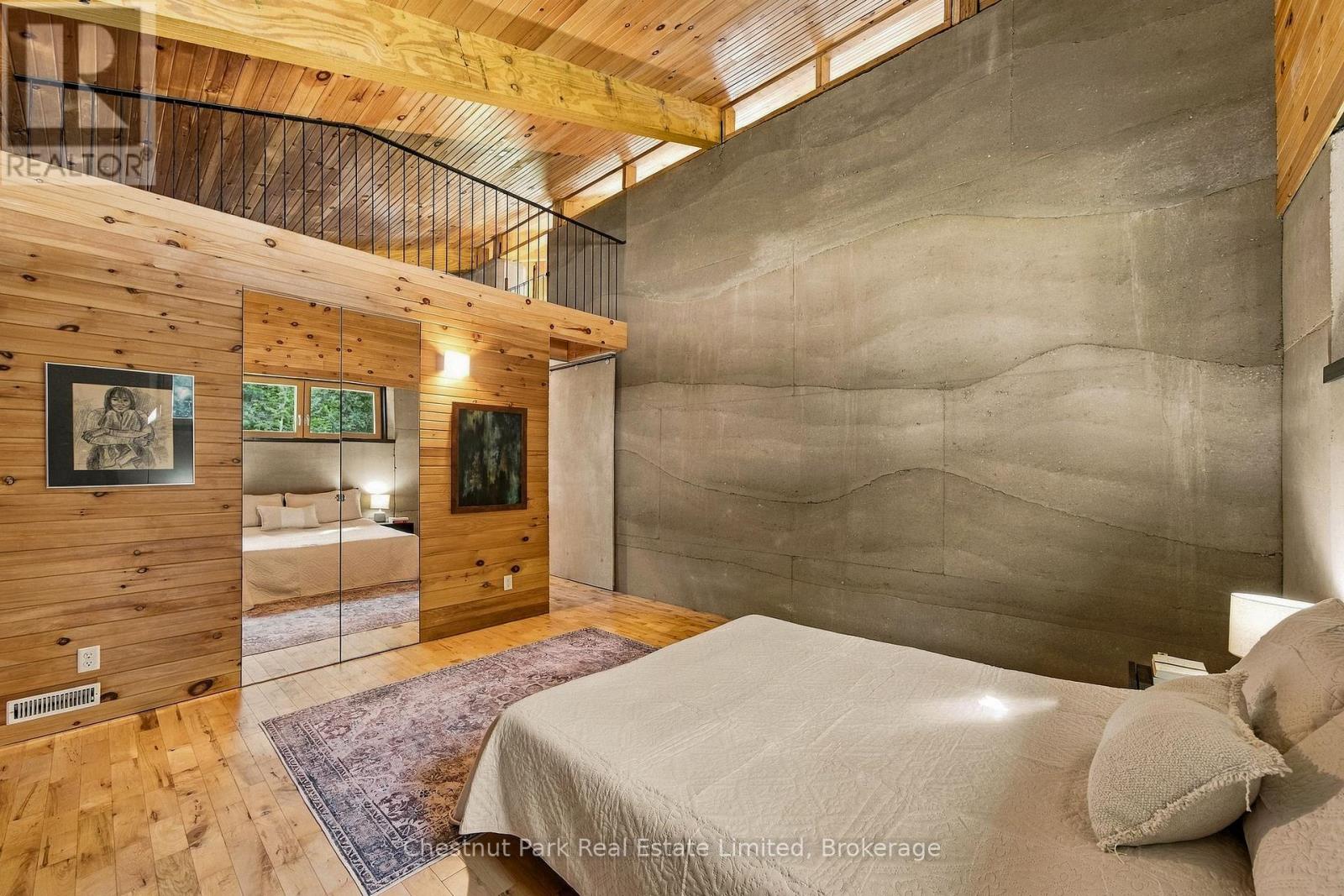 109 MOUNT PLEASANT ROAD - Image 32