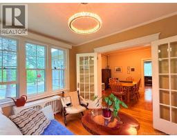 Dining room - 12 Matheson Avenue, Edmundston, NB E3V2A1 Photo 9