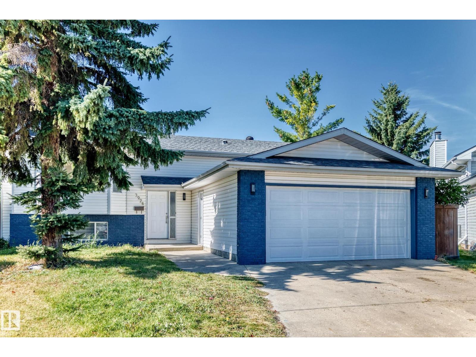 3924 26A AV NW - 2