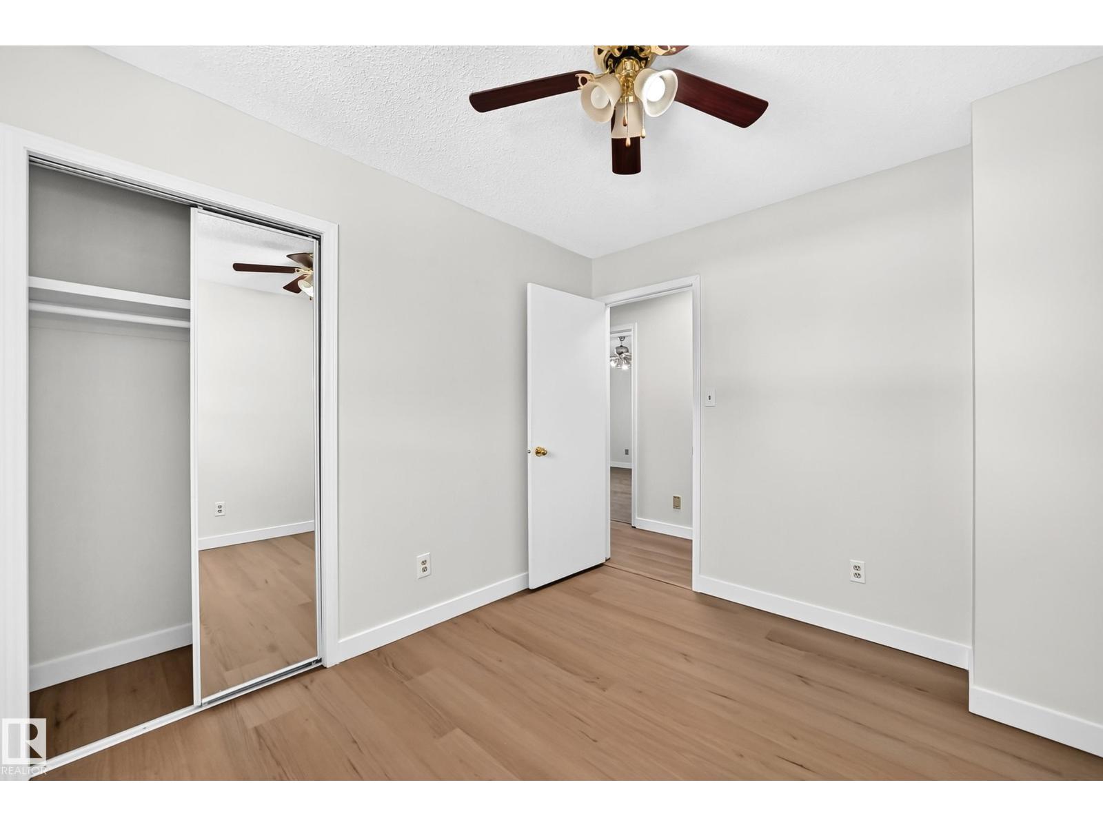 3924 26A AV NW - Image 25
