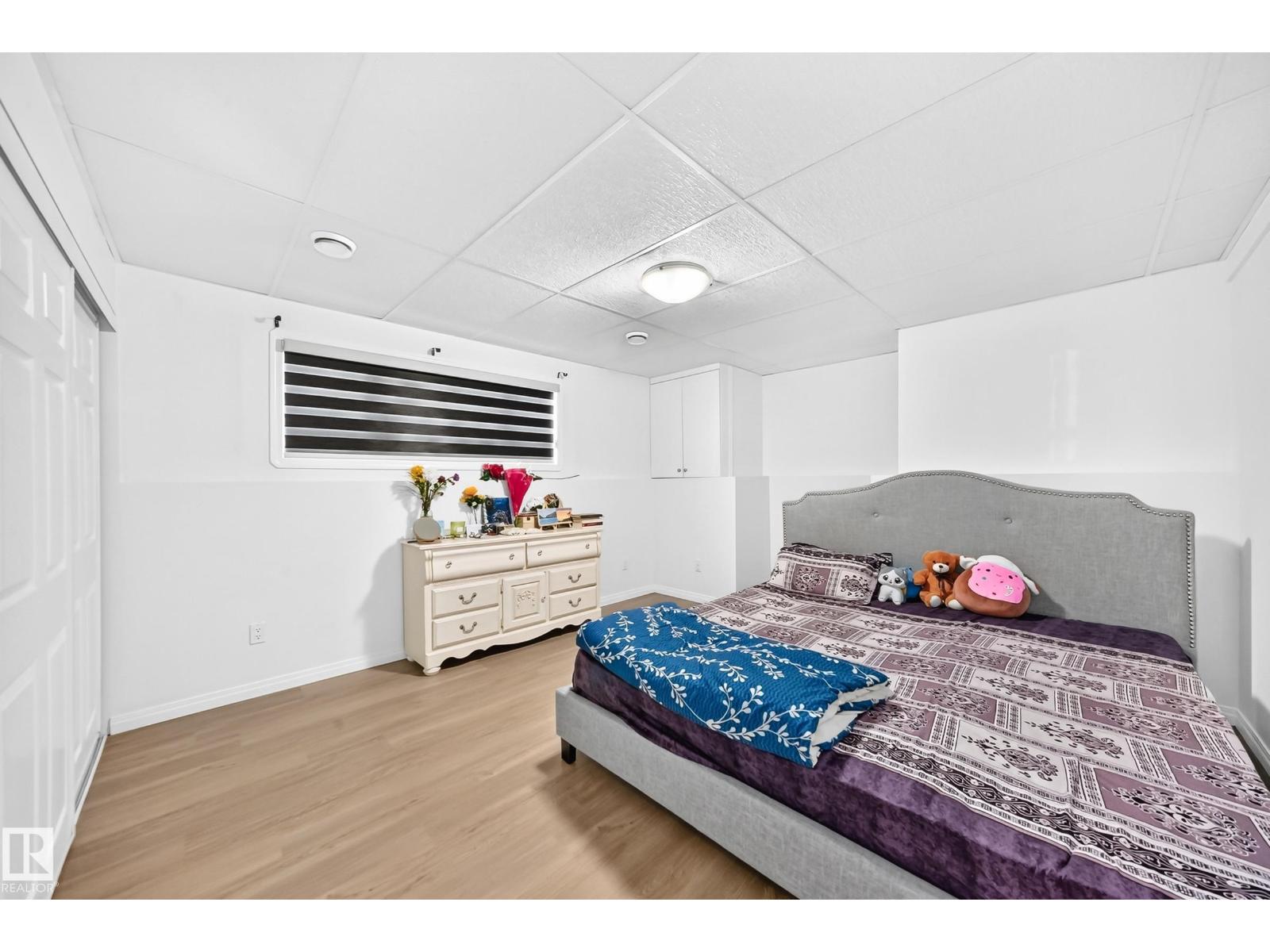 3924 26A AV NW - Image 34