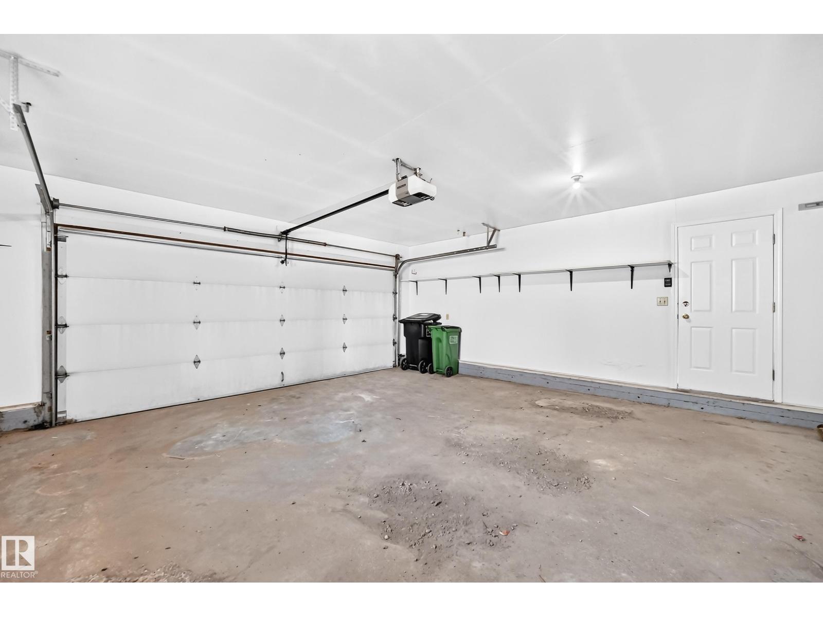 3924 26A AV NW - Image 38