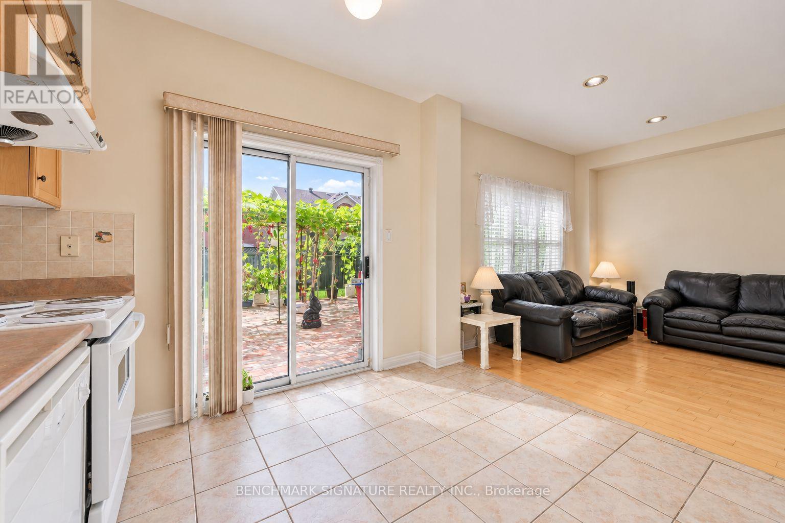 27 AVENIDA STREET - 10