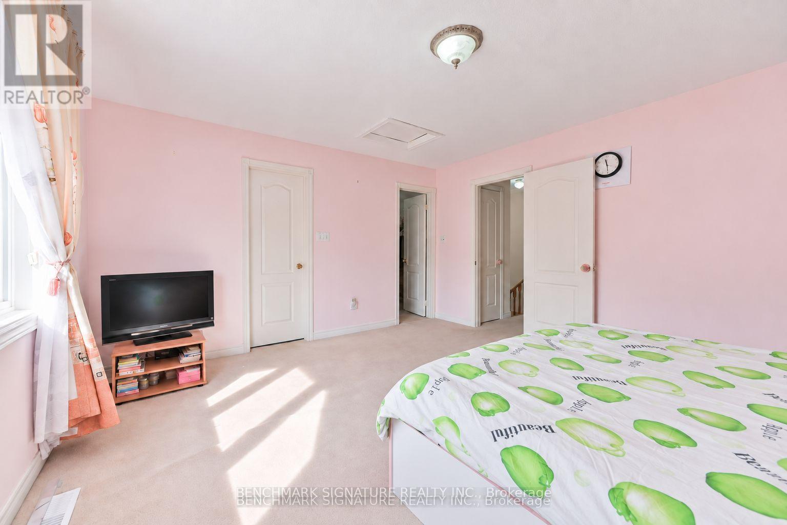 27 AVENIDA STREET - 15