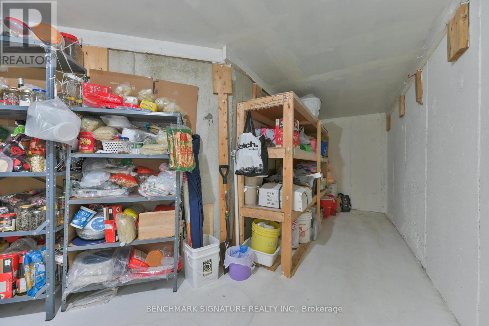 27 AVENIDA STREET - Image 28
