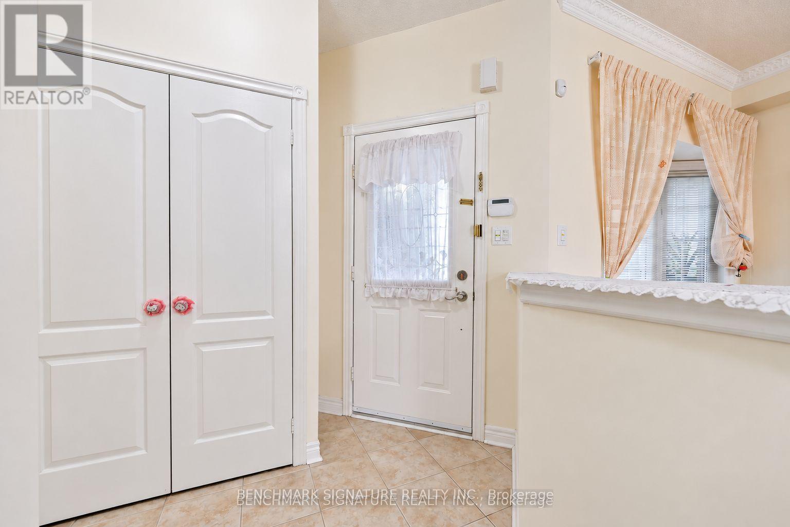 Photo of 27 AVENIDA STREET