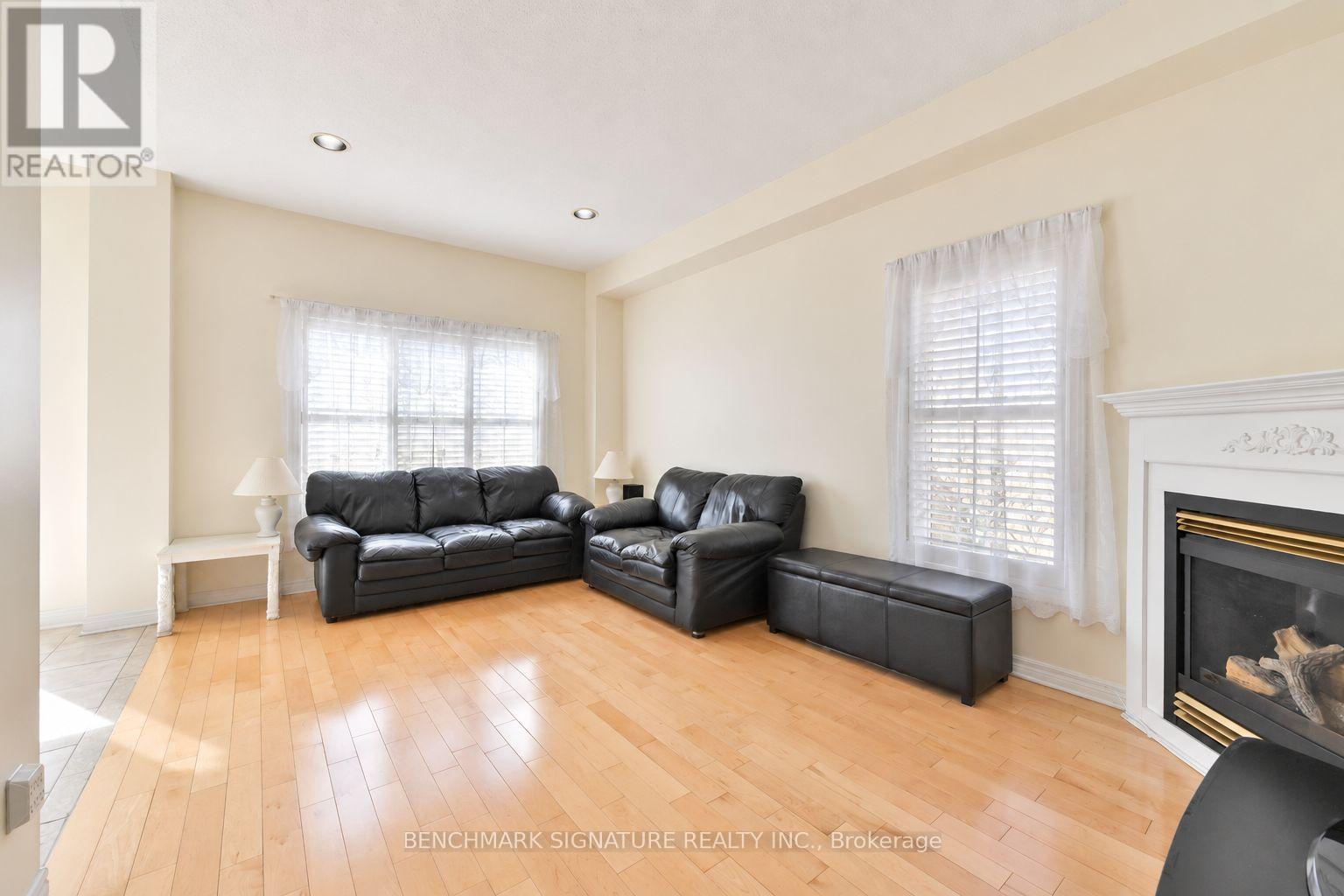 27 AVENIDA STREET - 8