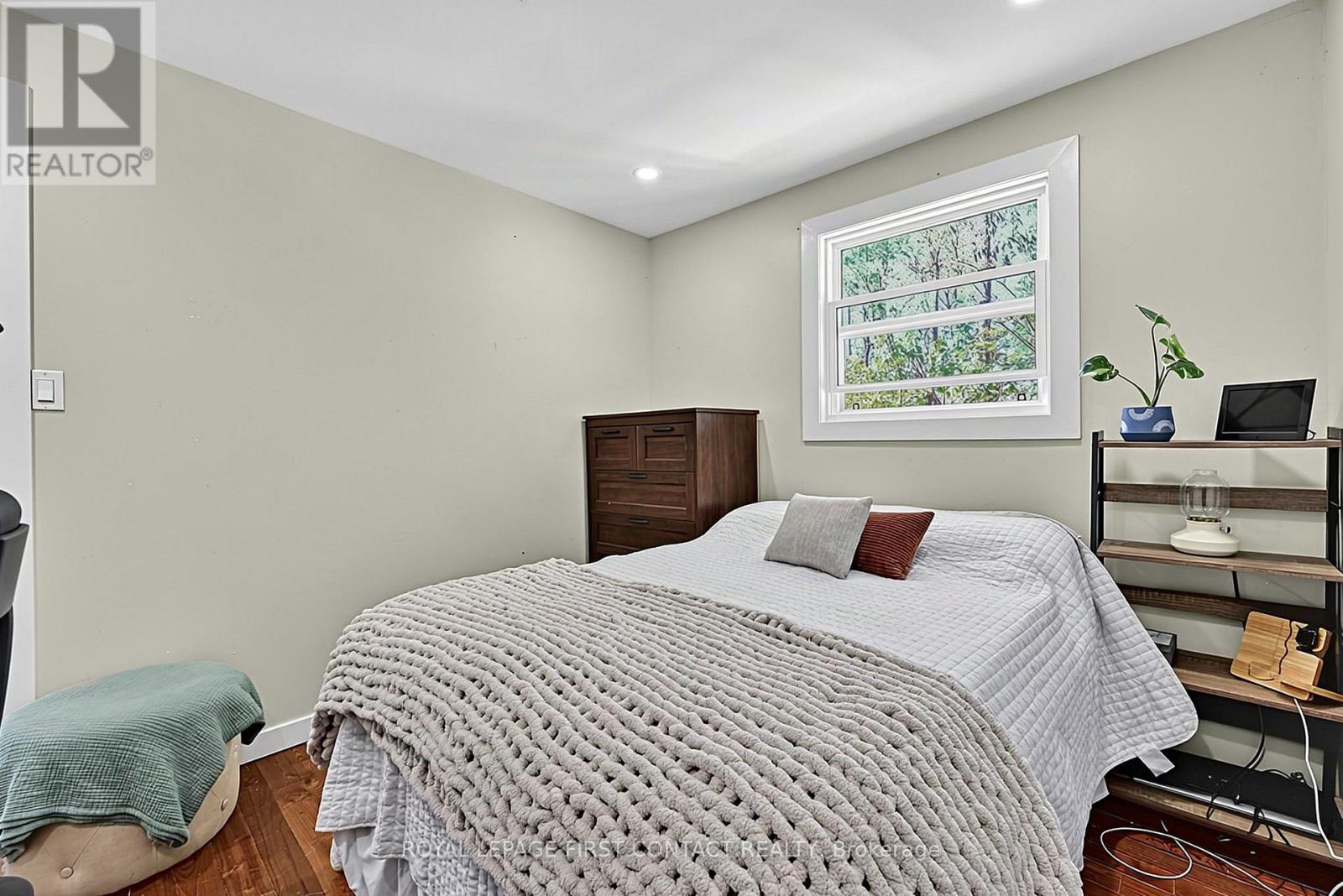 196 PARADISE AVENUE - Image 17