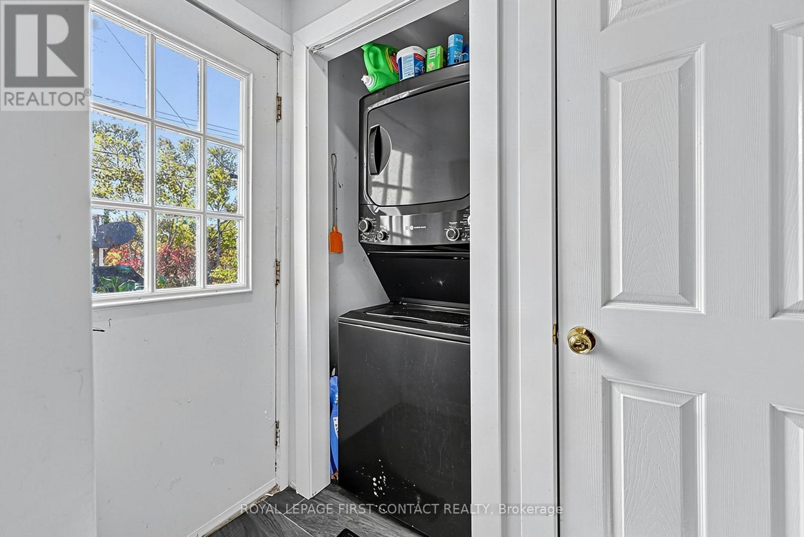 196 PARADISE AVENUE - 22