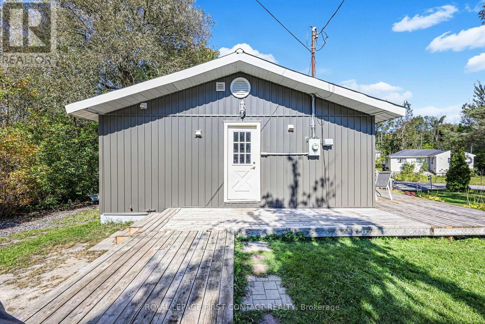 196 PARADISE AVENUE - Image 25