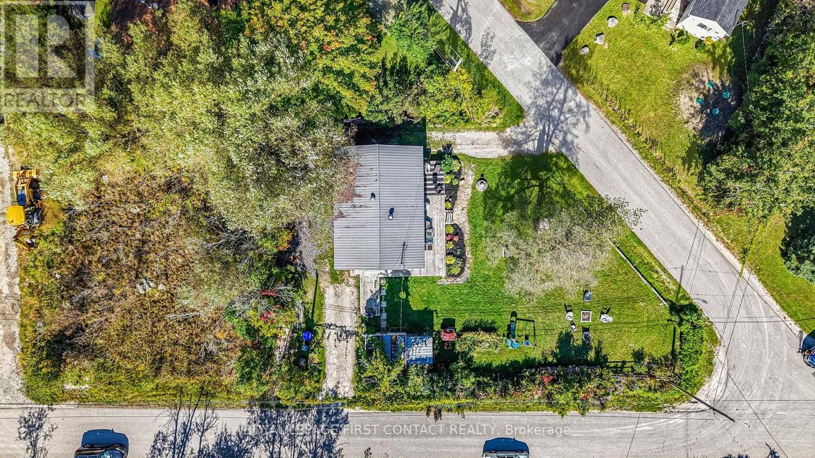196 PARADISE AVENUE - Image 33