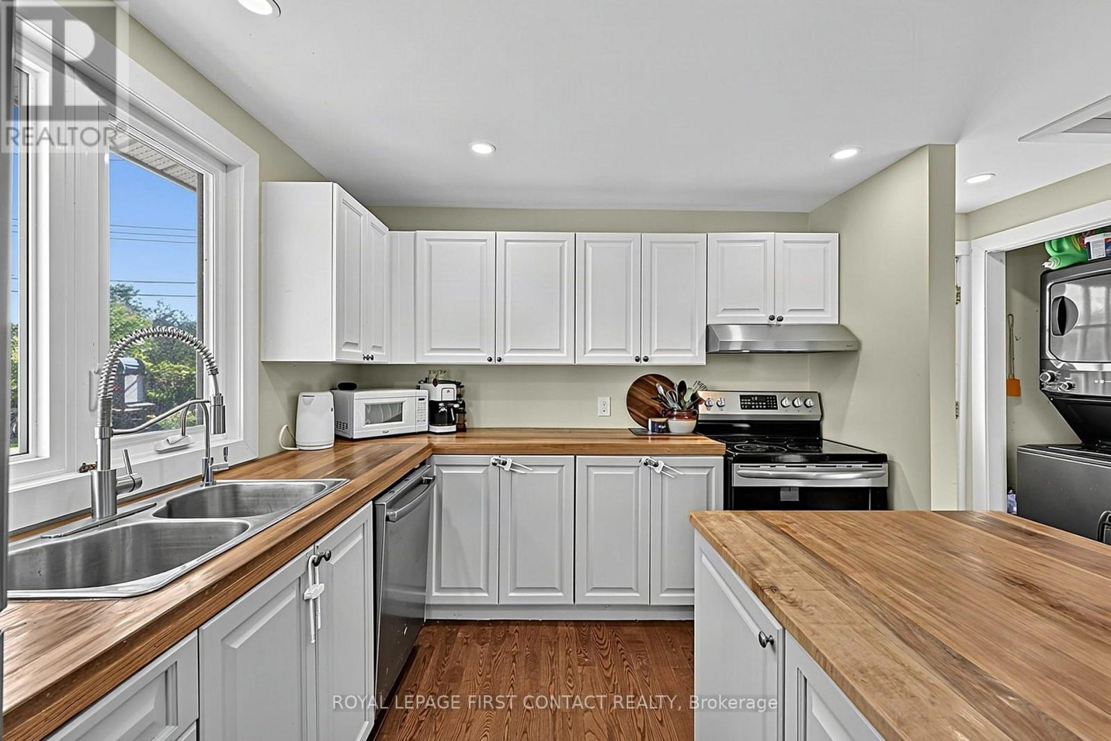 196 PARADISE AVENUE - 8