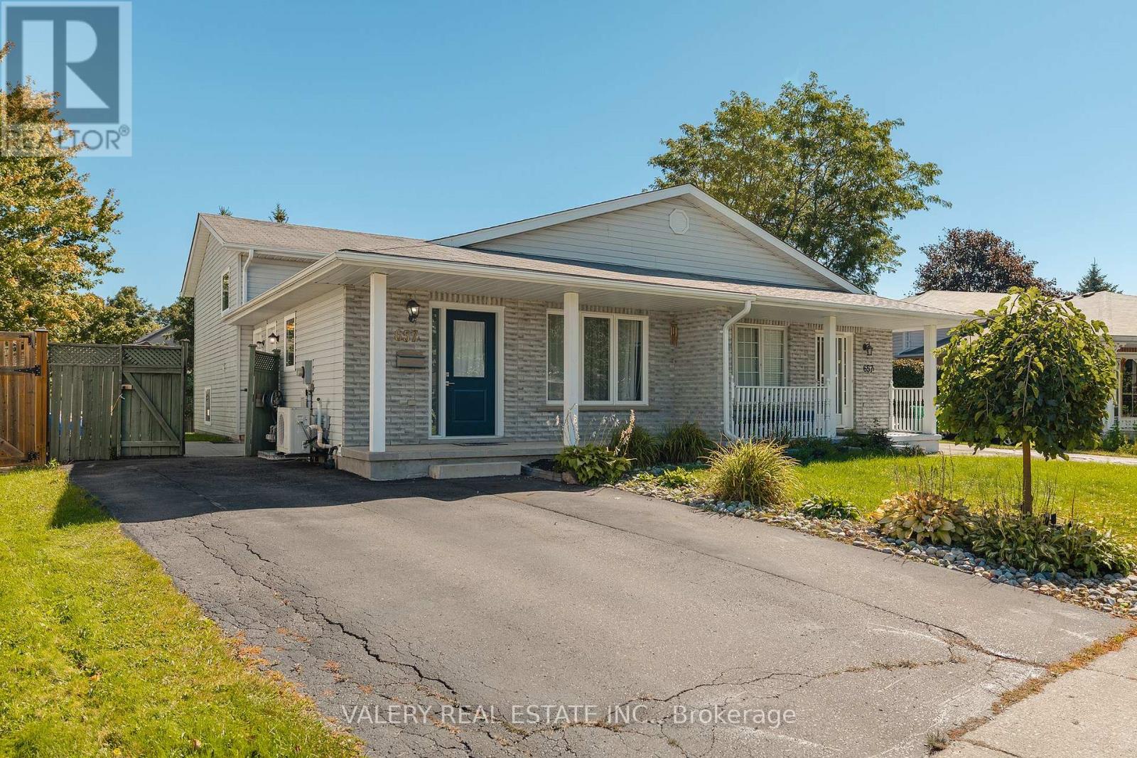 A - 657 JACOB LANE — photo 2