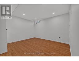 657a Jacob Lane, Waterloo, ON N2V2G9 Photo 32