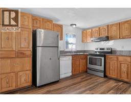 60 Midway, Moncton, NB E1E4L2 Photo 7