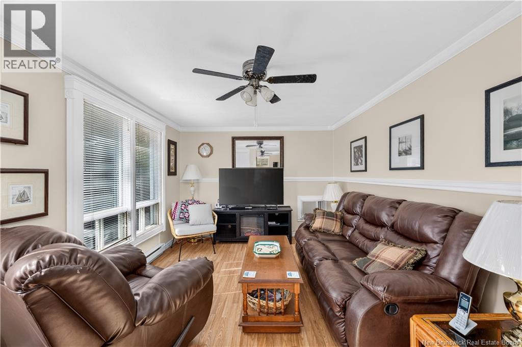 23 Clover Lane - 16