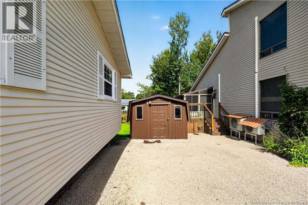 23 Clover Lane - Image 35