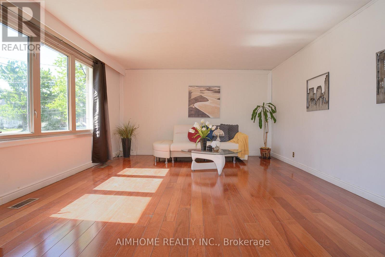 Photo of 49 BELLEFONTAINE STREET