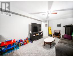 Bsmnt - 201 Biscayne Boulevard, Georgina, ON L4P3L8 Photo 6
