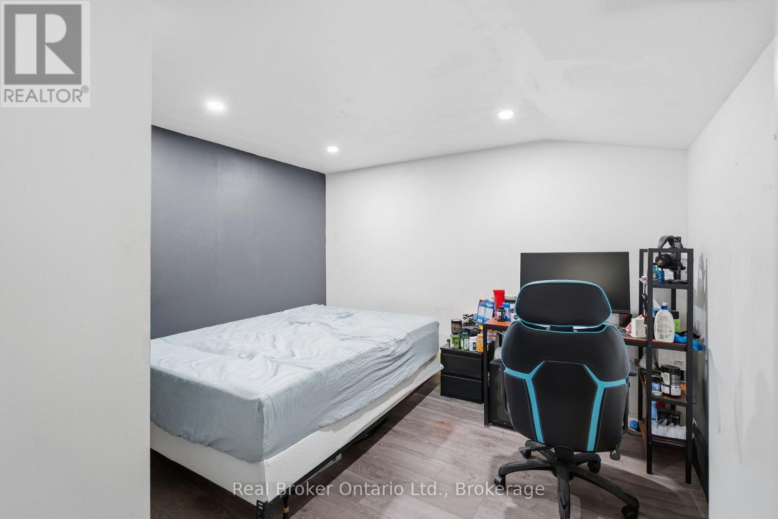 126 DINISON CRESCENT - Image 23
