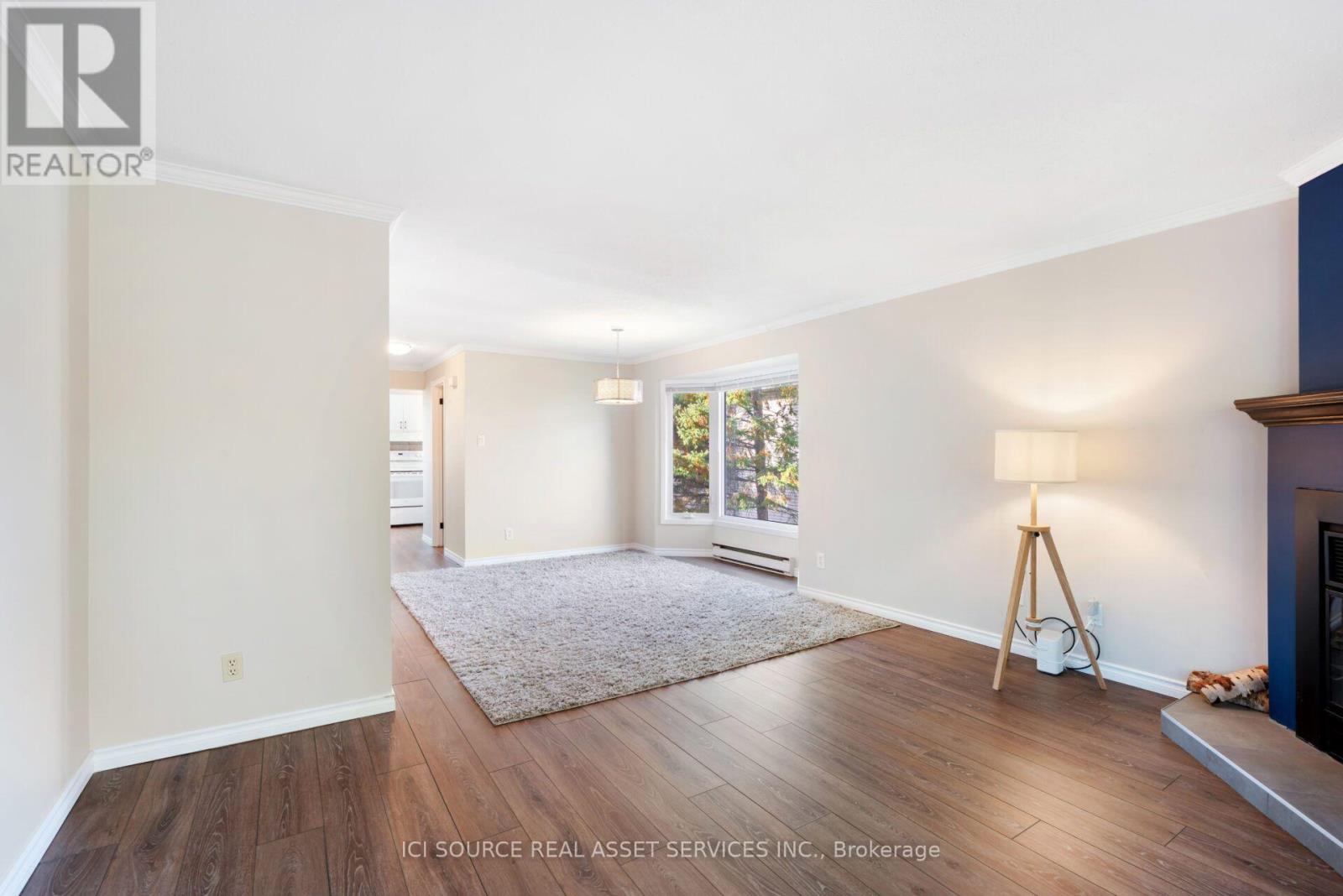 6754B JEANNE-D'ARC BOULEVARD N - Image 11