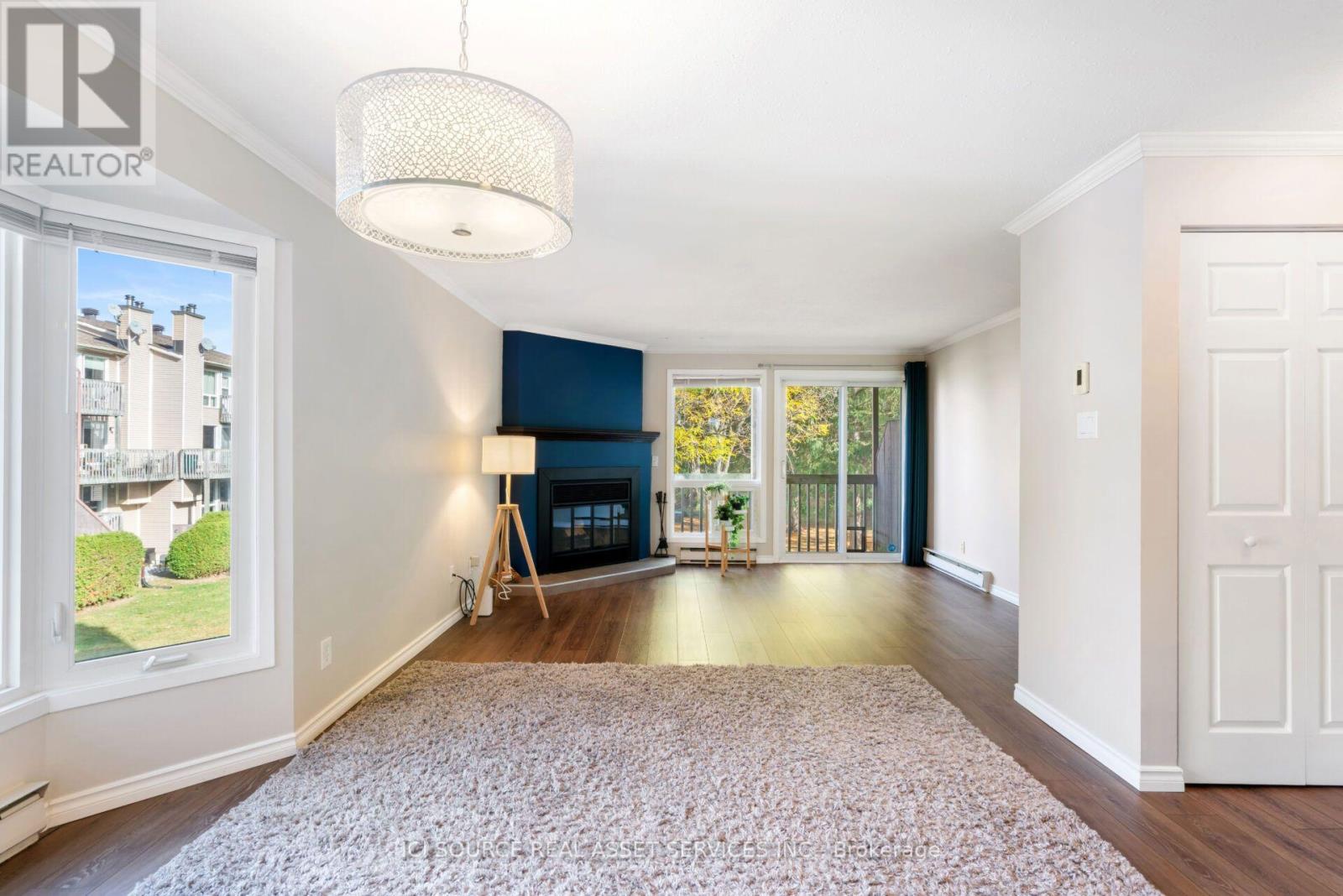 6754B JEANNE-D'ARC BOULEVARD N - 8