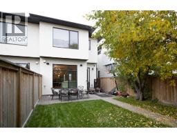 1912 23 Avenue Nw, Calgary, AB T2M1V8 Photo 32