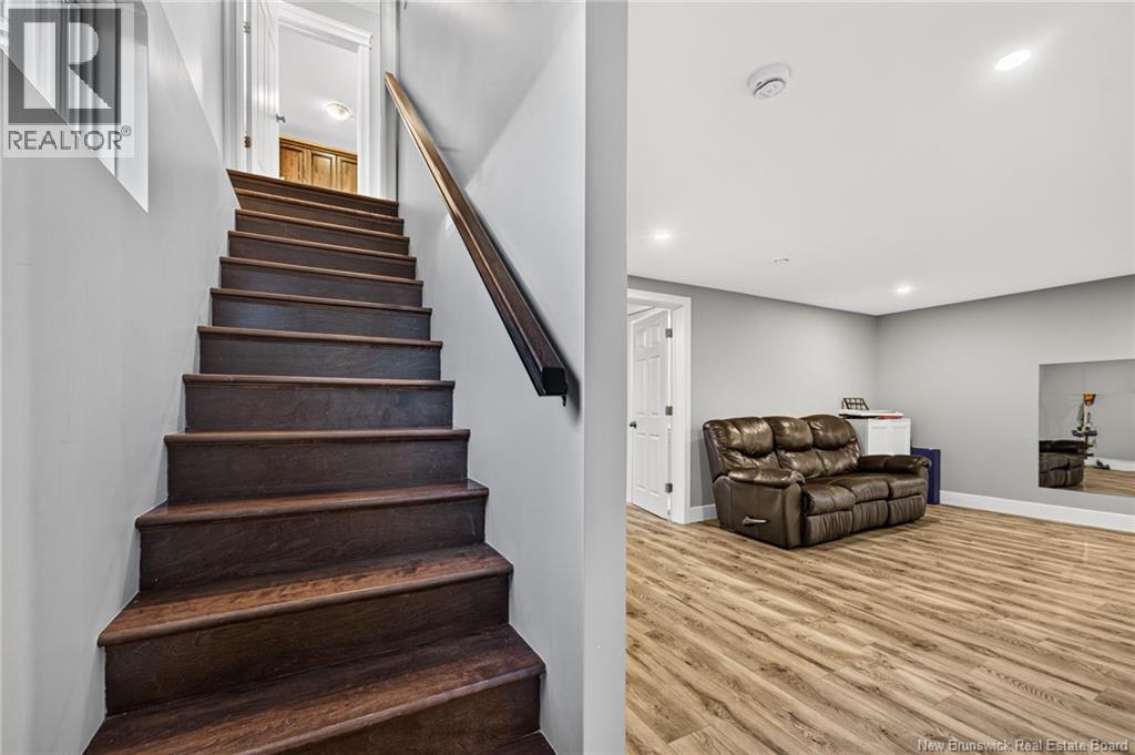 35 Ruby Way - Image 35
