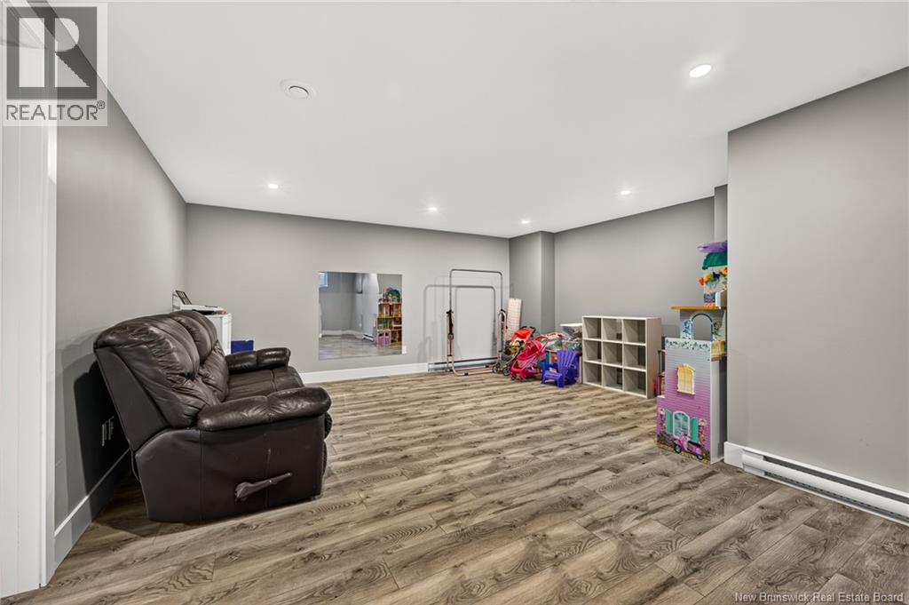35 Ruby Way - Image 36