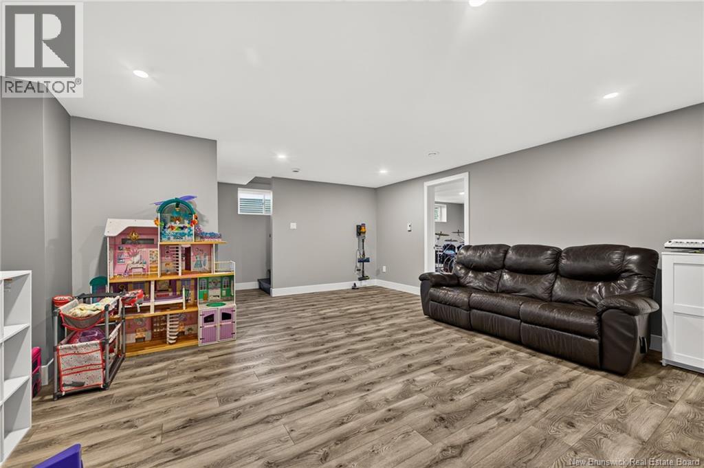35 Ruby Way - Image 37
