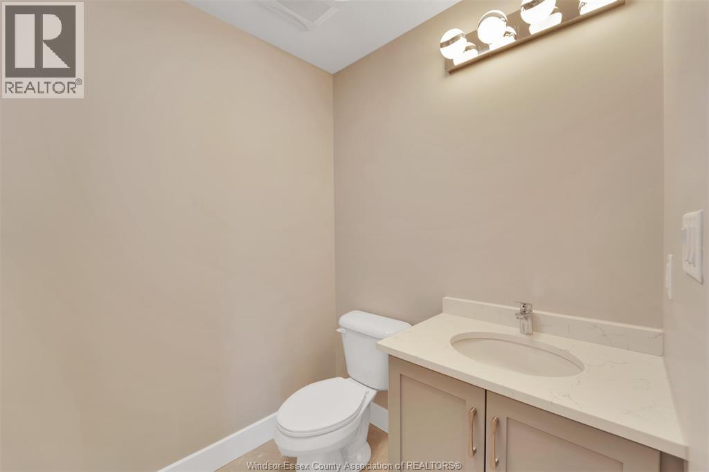 140 Main Street East — photo 14