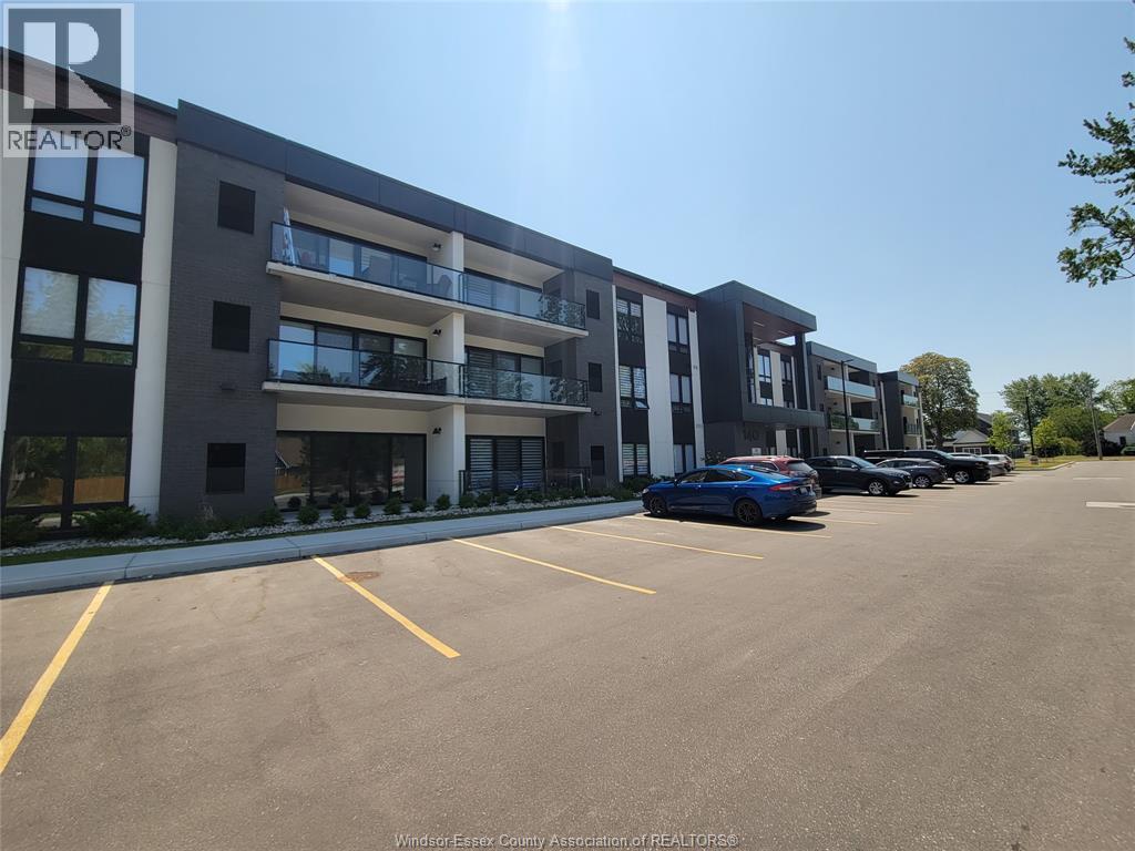 #304 140 MAIN Street East, Kingsville, Ontario, N9Y1A6, Kingsville, Ontario — photo 2 of 5
