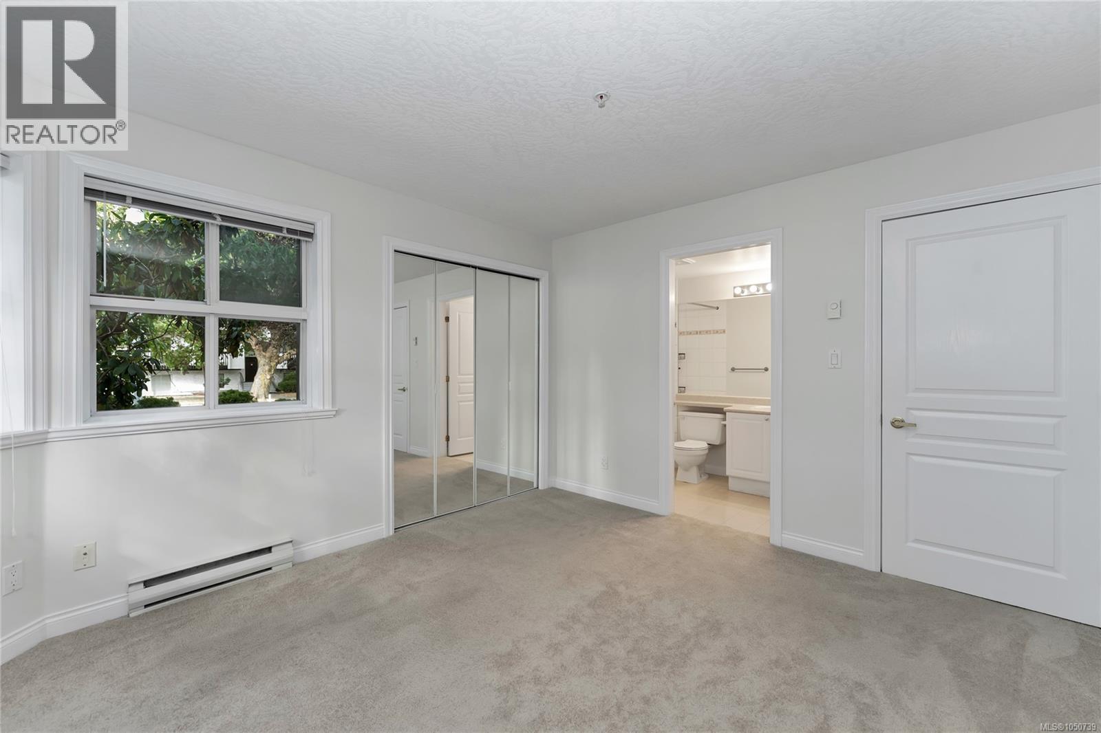 104 1580 Christmas Avenue, Saanich