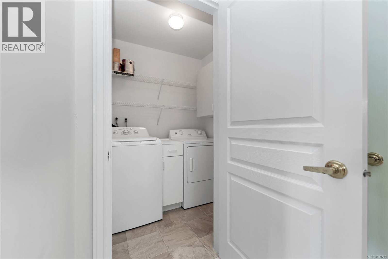 104 1580 Christmas Avenue, Saanich