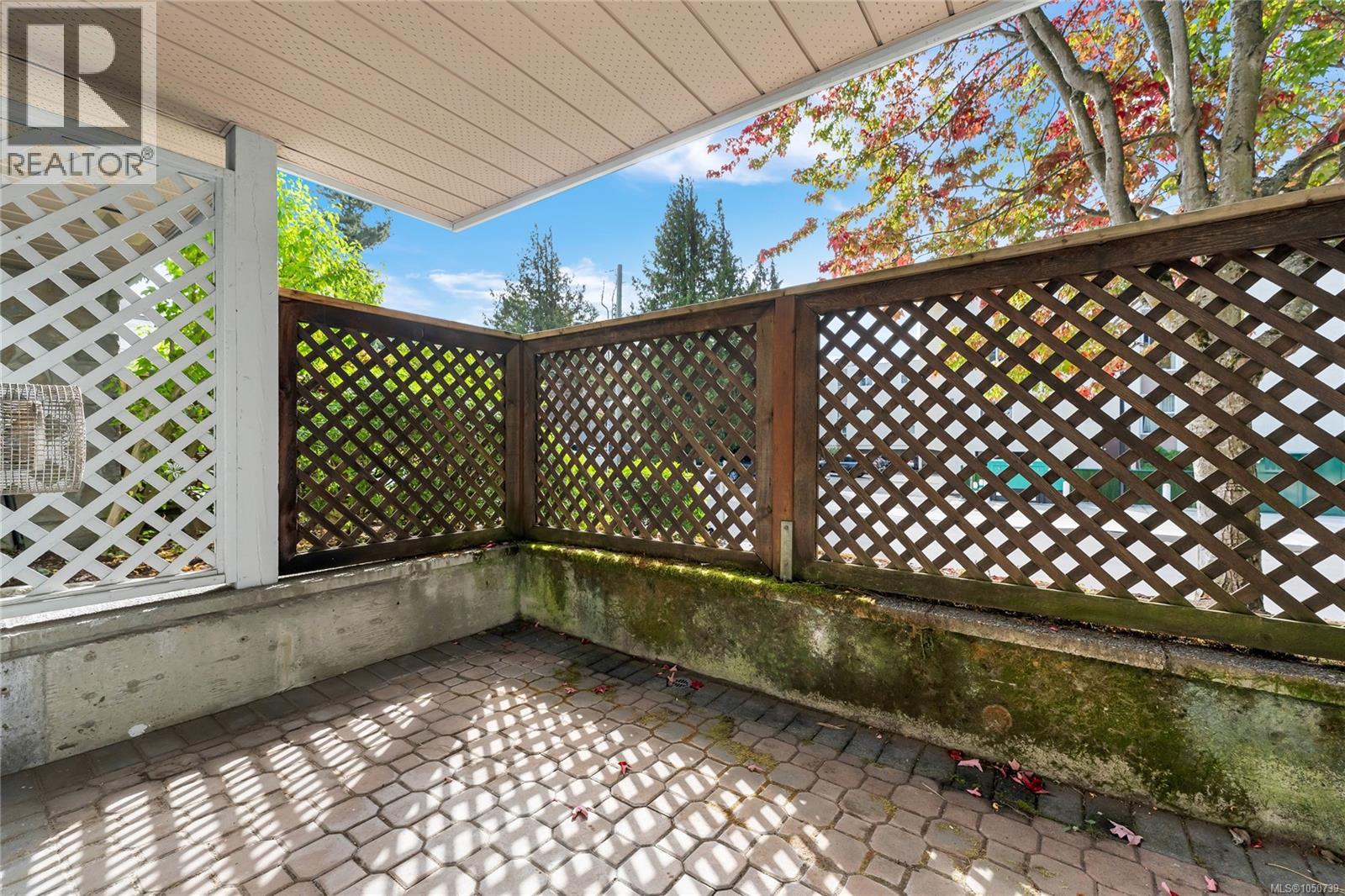 104 1580 Christmas Avenue, Saanich