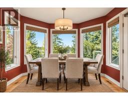 5pc Bathroom - 1340 Shawnee Road Sw, Calgary, AB T2Y2S7 Photo 13