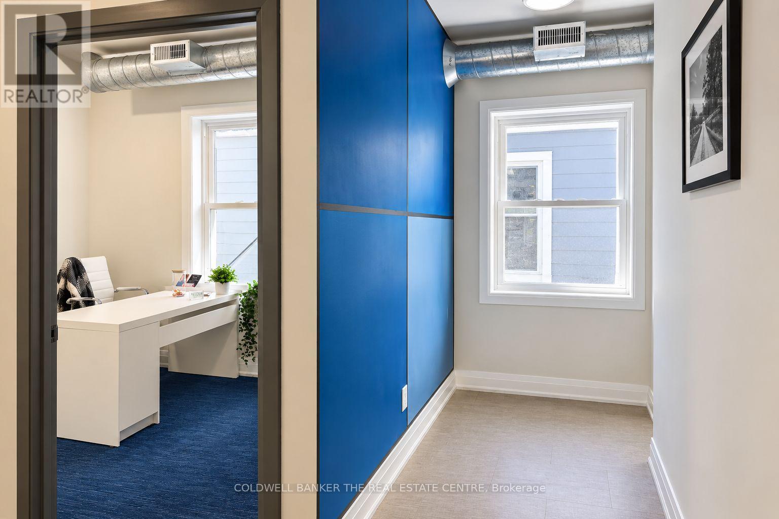 431 DAVIS DRIVE, Newmarket (Bristol-London) — photo 10
