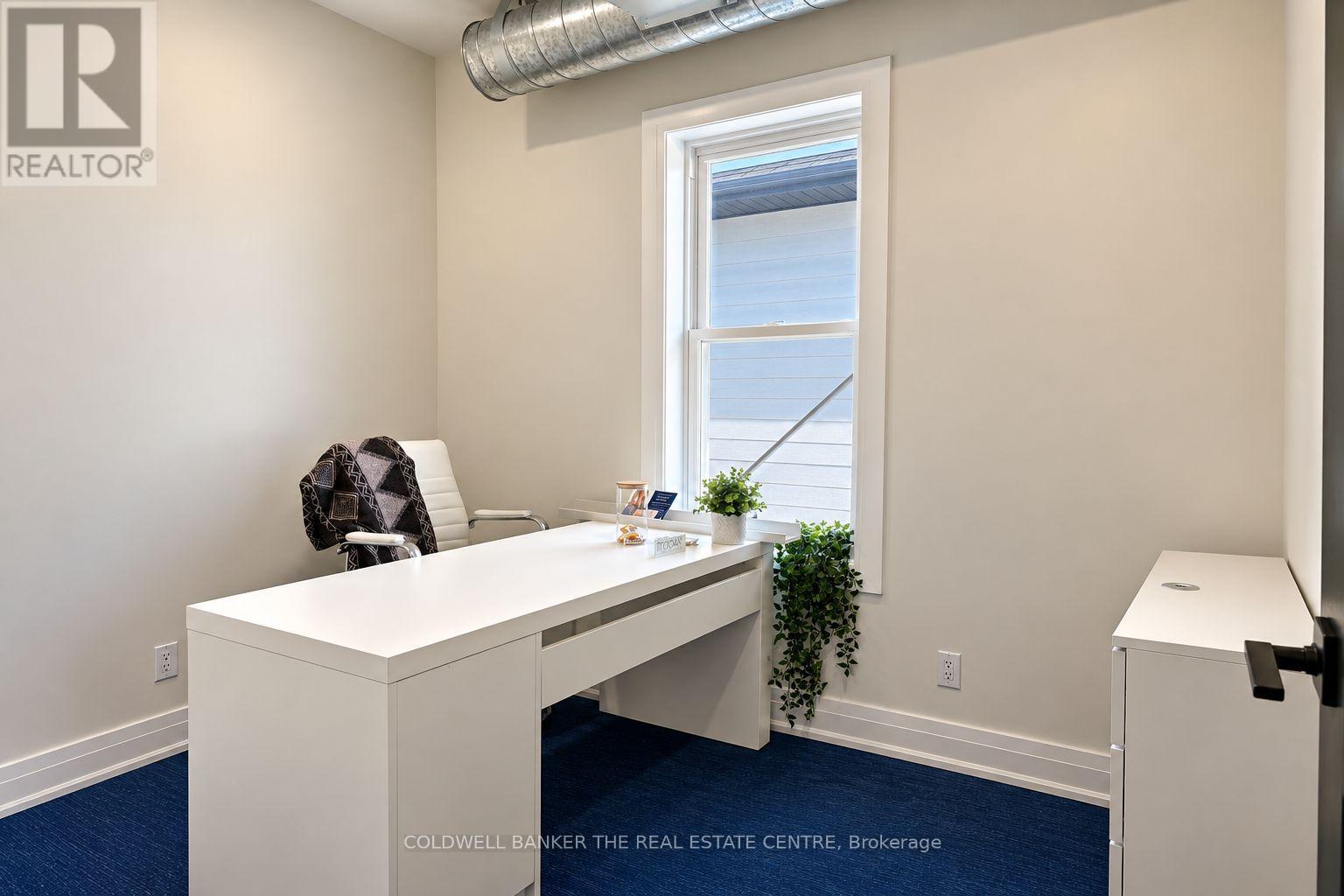 431 DAVIS DRIVE, Newmarket (Bristol-London) — photo 9