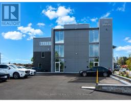 431 Davis Drive, Newmarket, ON L3Y2P1 Photo 12