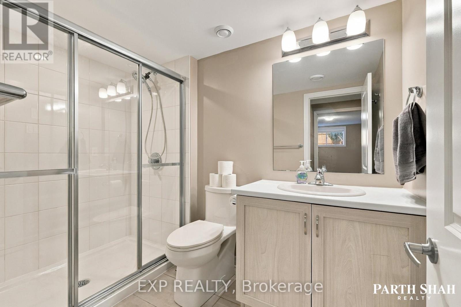 145 OXFORD STREET W - Image 36