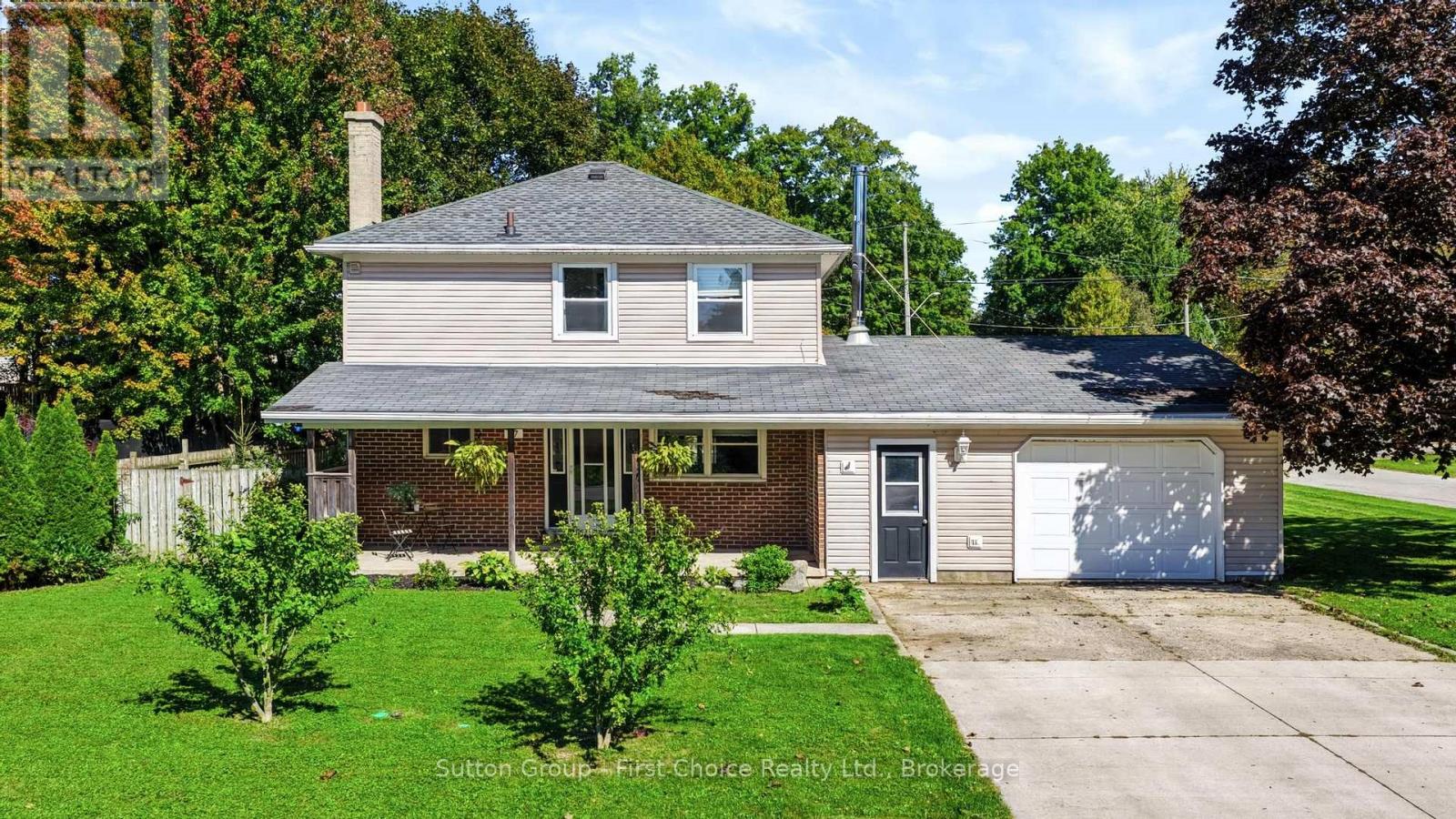 17 REGINA ROAD - 2