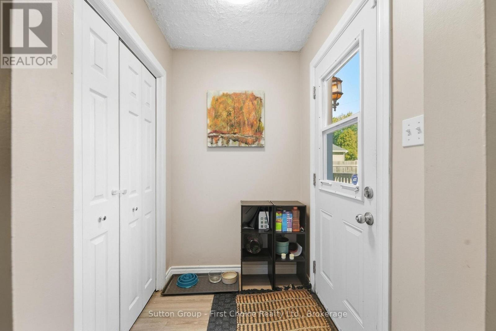 17 REGINA ROAD - 20