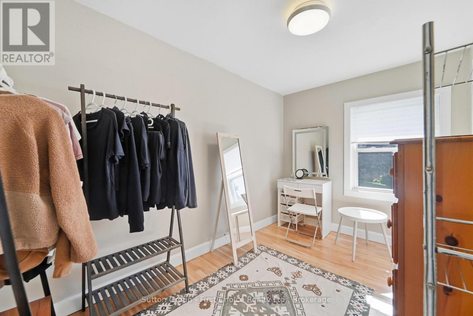 17 REGINA ROAD - 26