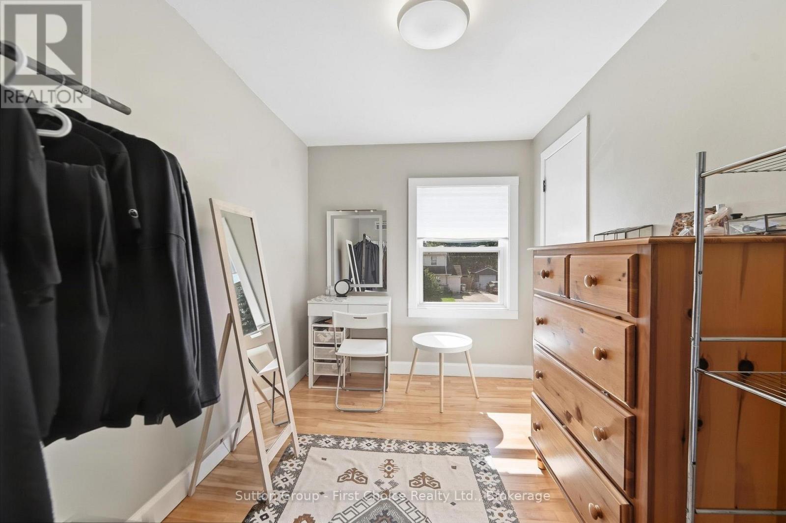 17 REGINA ROAD - Image 27