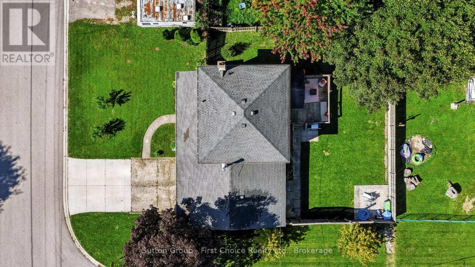 17 REGINA ROAD - 45