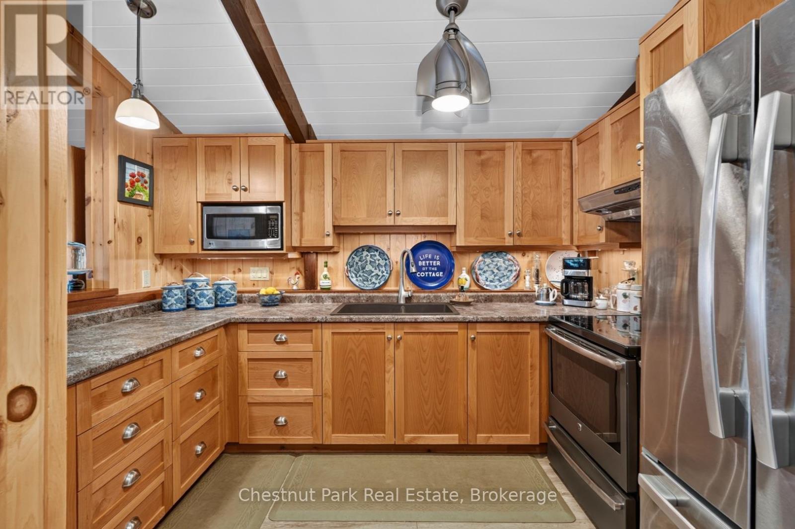 1048 NORA LANE - 17