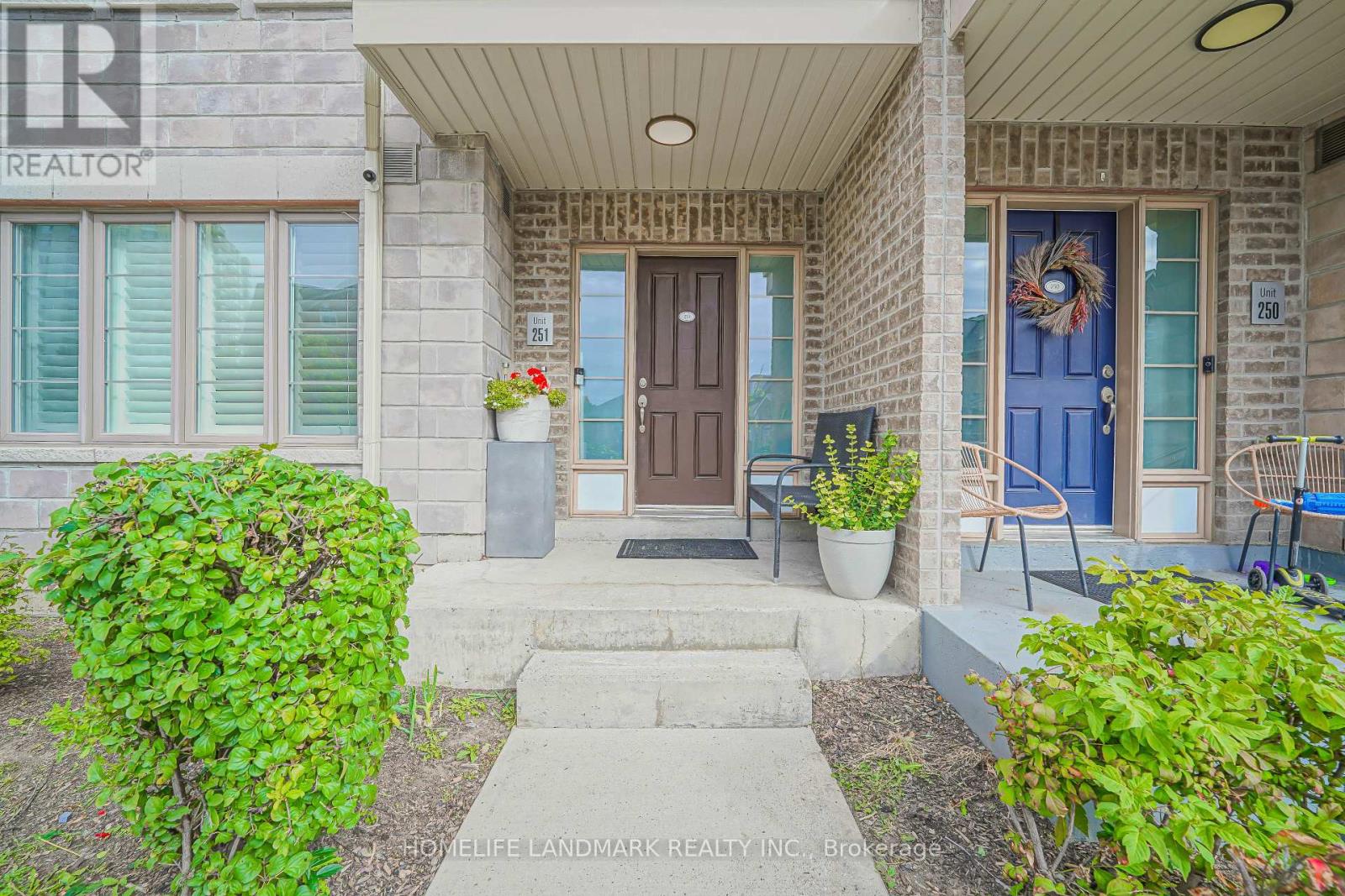 #251 60 PARROTTA DRIVE - 1