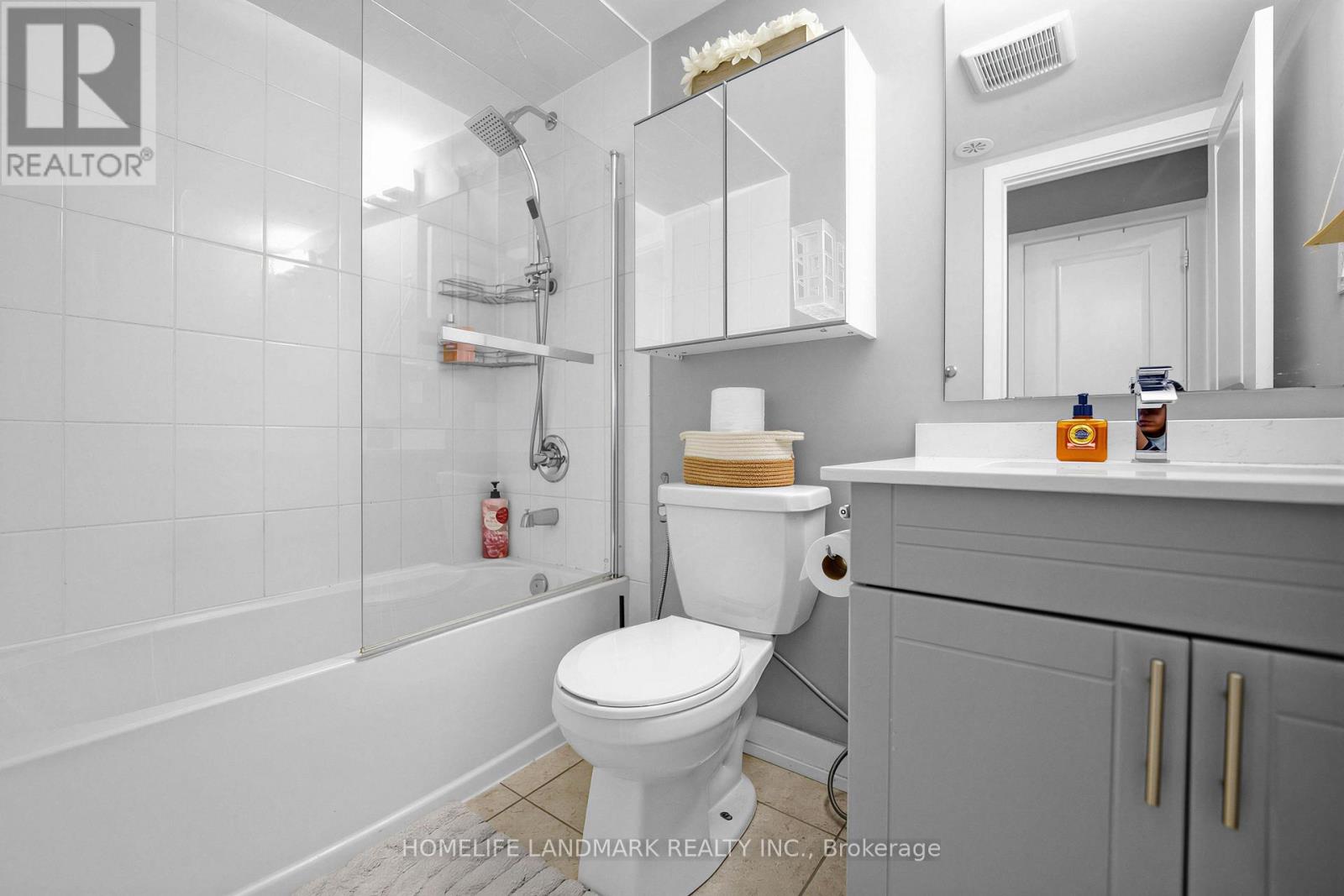 #251 60 PARROTTA DRIVE - Image 20