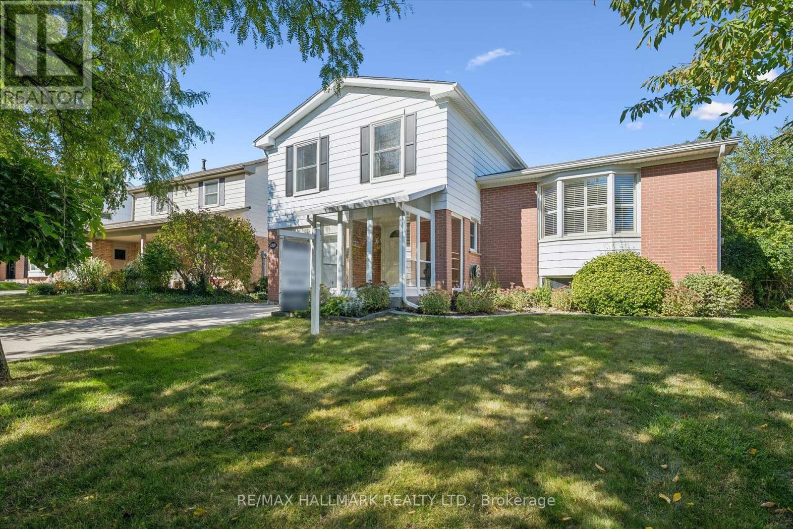 Photo of 2209 BUTTONBUSH CRESCENT