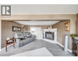 Living room - 110 Brooks Blvd, Lakeshore, ON N8N2P8 Photo 8